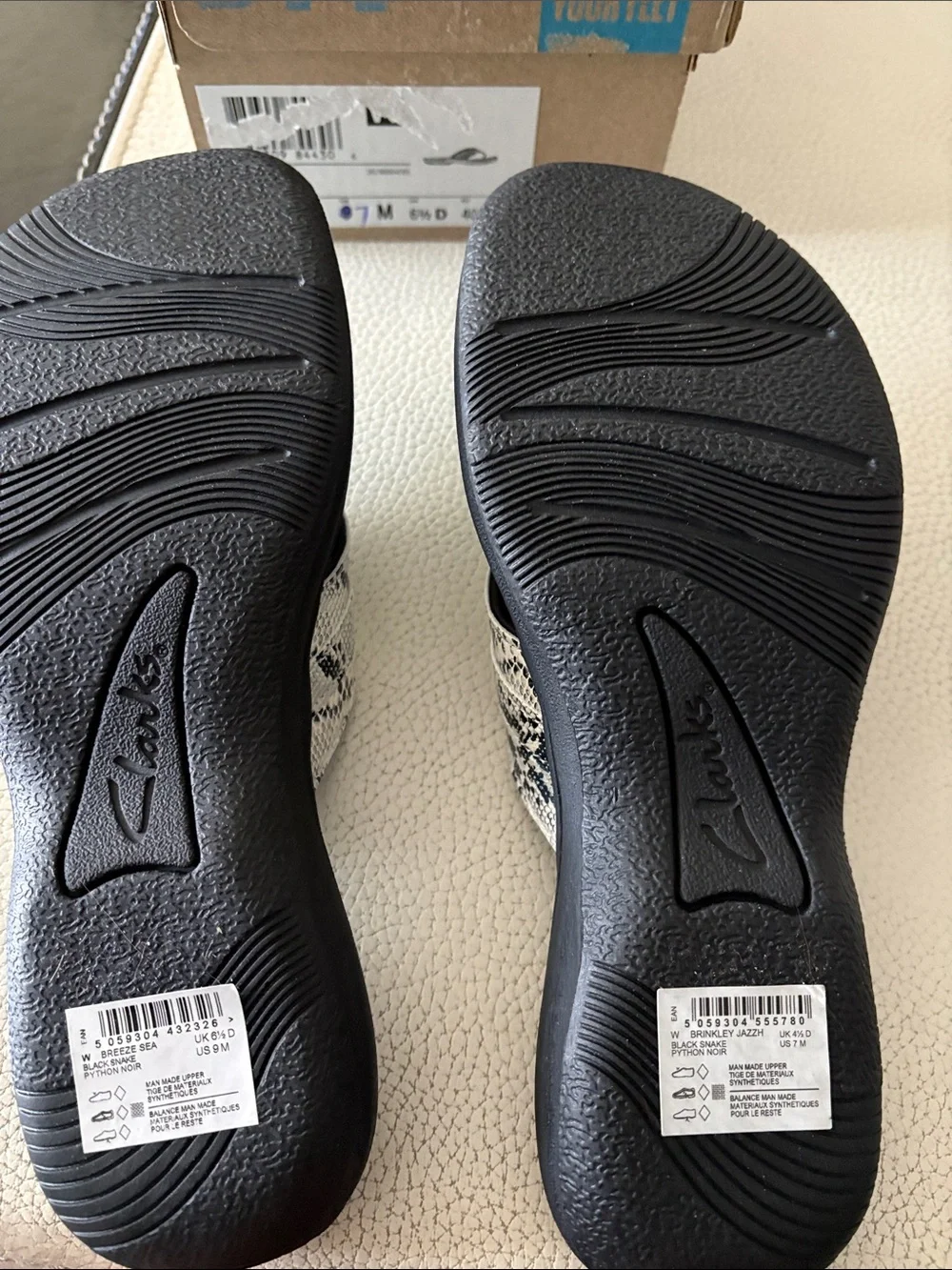 Clarks thong sandals